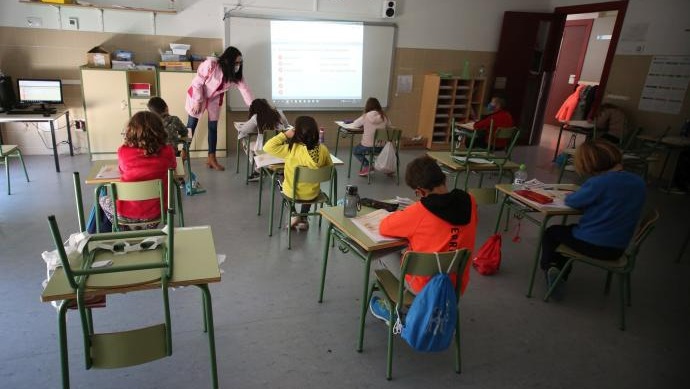 Una clase adaptada a las nuevas normas sanitarias.