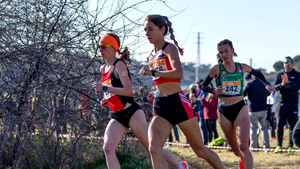 Corredoras en la pasada edición de la competición regional.