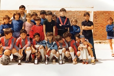 Cancha de fútbol sala anexo. En esta parcela ubicada dentro del campo de fútbol Amelia del Castillo, se construyó el hoy, Pabellón Municipal Sandra Aguilar. Equipos: Atlético de Pinto Cuchillo A y Cuchillo B. Entre 1979-1980