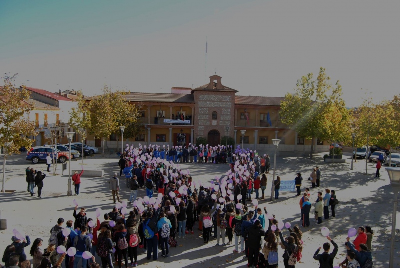 Lazo contra la Violencia de Género en San Martín de la Vega.