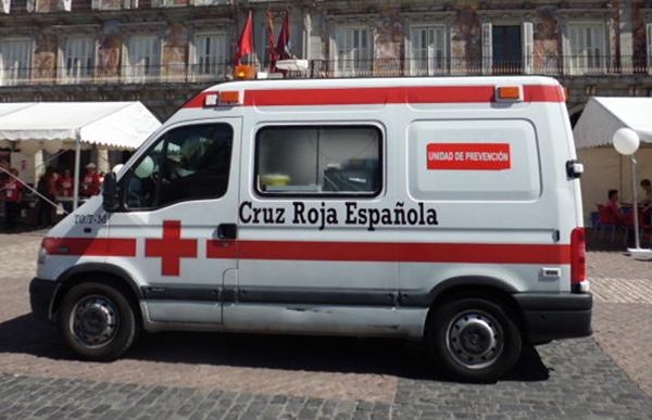 Unidad móvil de Cruz Roja en Pinto
