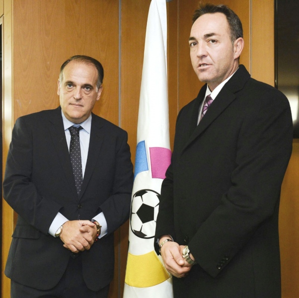 Javier Tebas (izq.) y Oscar Garvín (drch.).
