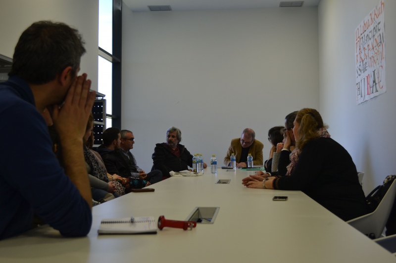 Mesa redonda Literatura infantil: un juego muy serio