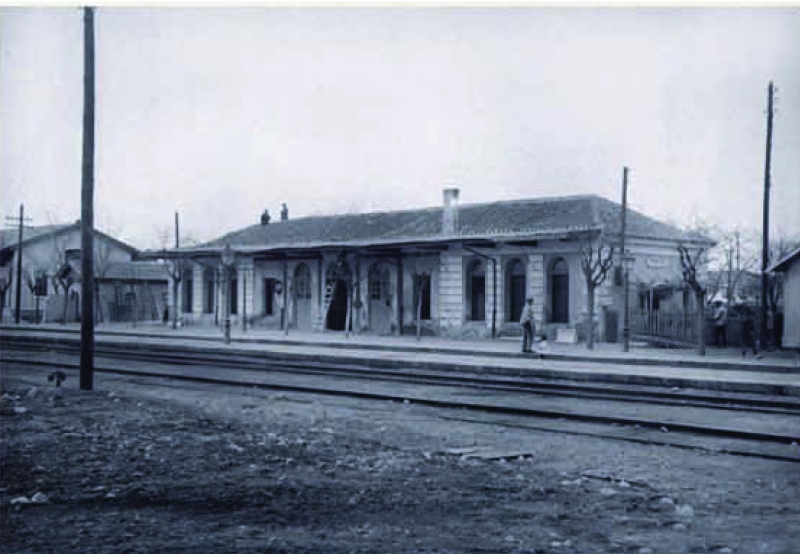 Estacion de tren Pinto