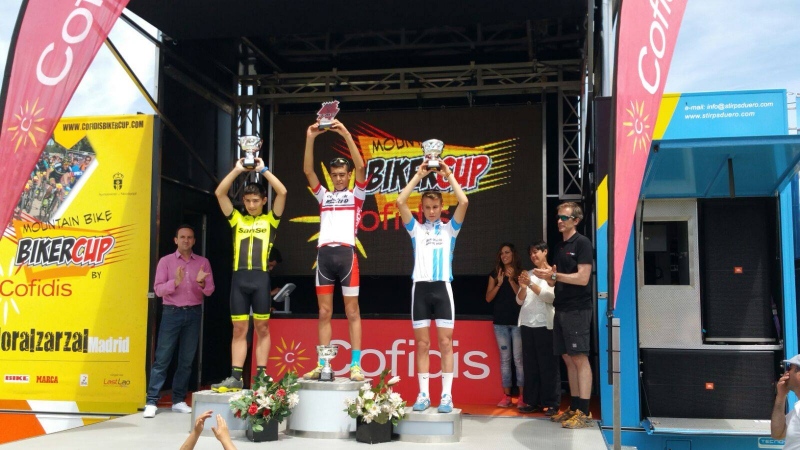 Marcos Aranega celebra su victoria.
