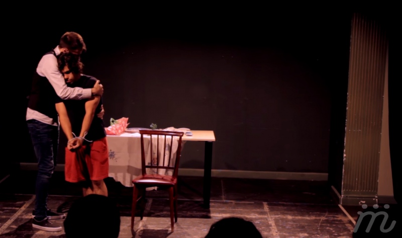 Representación de 'El Trato'.