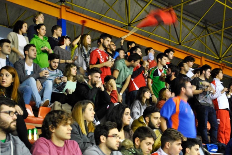Afición del Club Balonmano Pinto.