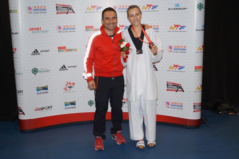 Irene Laguna, alumna del pinteño José María Martín, subcampeona del Mundo júnior de taekwondo.