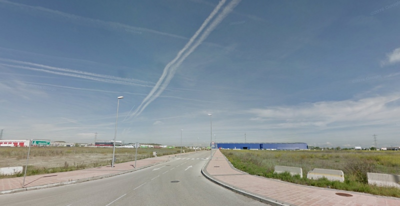 Un trabajador resulta herido de gravedad en Pinto tras caerle una plancha de 1.500 kilos.