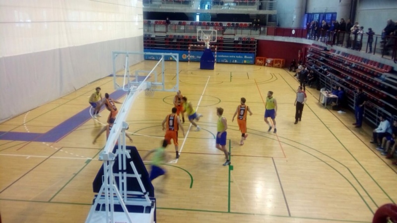 El liderato vuelve a tener color naranja.