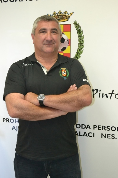 El Atlético de Pinto renueva a Javier García Márquez al frente del primer equipo.