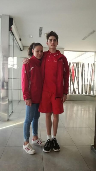 Emilio García y María Cid en el Campeonato de España de natación en edad escolar