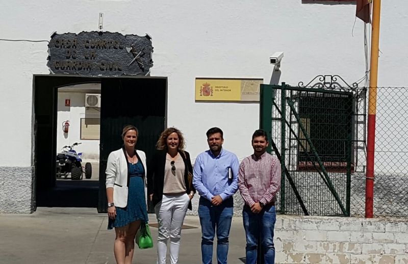 El PSOE redoblará esfuerzos para que el cuartel de la Guardia Civil reciba más efectivos.