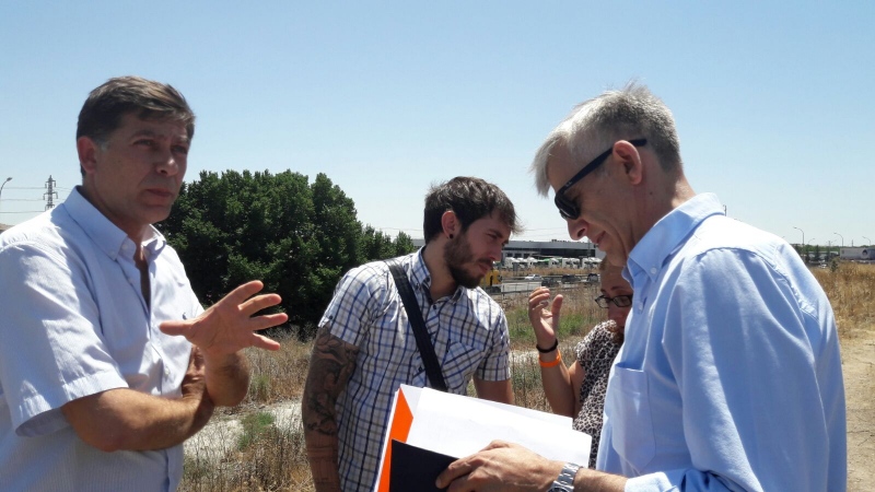 El portavoz de Transportes de Ciudadanos, Juan Rubio, visita Pinto y San Martín de la Vega.