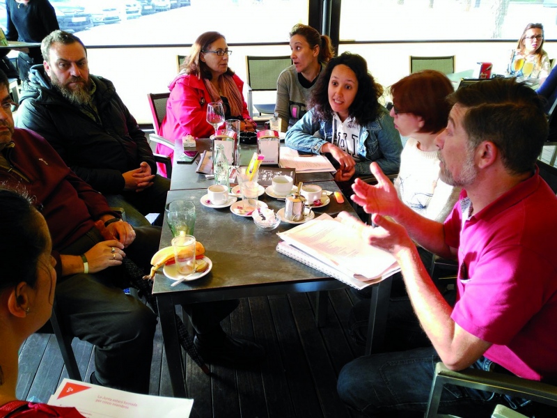 La agrupación en uno de sus 'Cafés ciudadanos'.