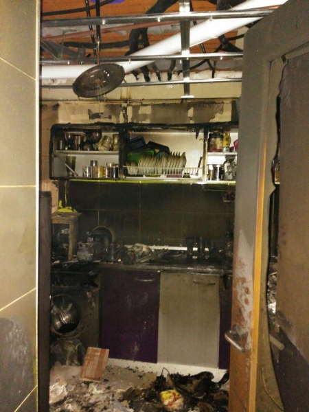 Interior de una de las viviendas afectadas por el incendio.