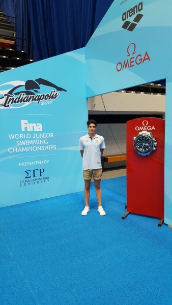 Francisco Arévalo, en el Campeonato del mundo Júnior de natación.