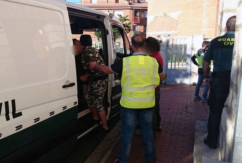 La Guardia Civil detiene a un grupo de ‘butroneros’ que actuaba en Pinto y San Martín de la Vega.