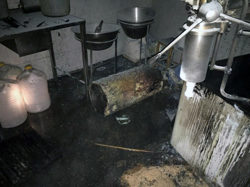 Una combustión de aceite provoca un incendio en una churrería de Pinto.