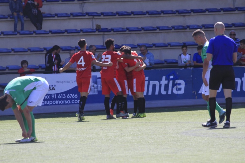 Trival Valderas 0 – 1 Atlético de Pinto.