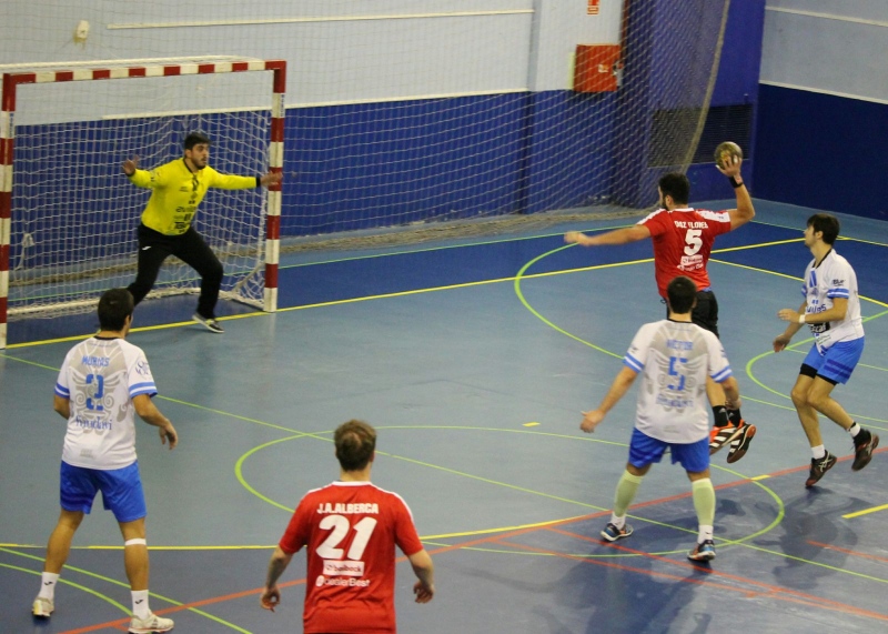 BM Arroyo 21-21 BM Pinto.