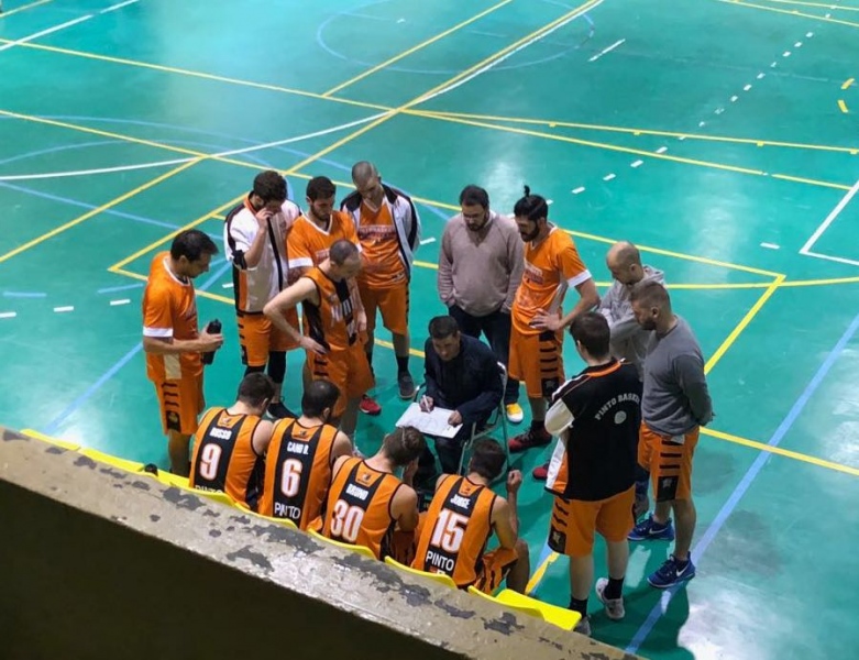 Pintobasket 93 – 72 Liceo Francés.