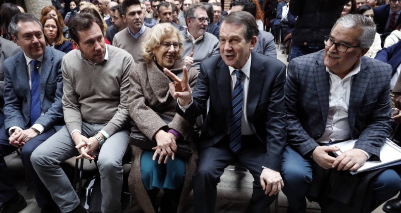 Abel Caballero junto a diferentes regidores de toda España | EFE.