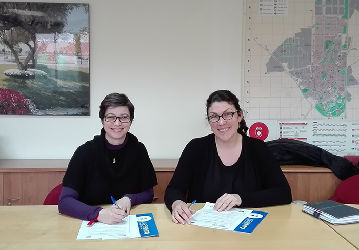 Firma del convenio entre la AMP y el Ayuntamiento de Pinto.