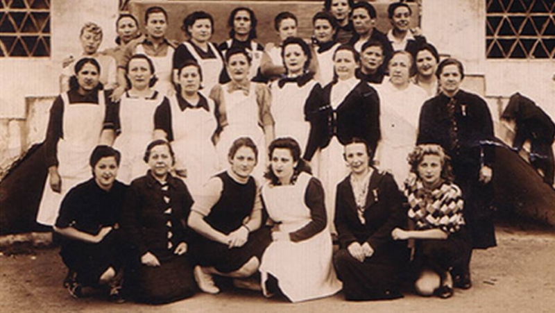 Las trece rosas.
