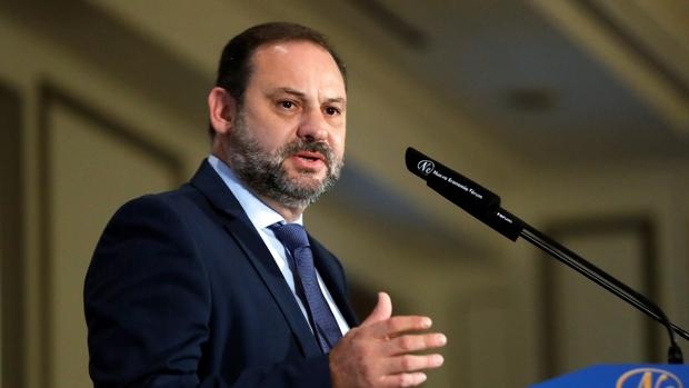 El ministro de Fomento, José Luis Ábalos.