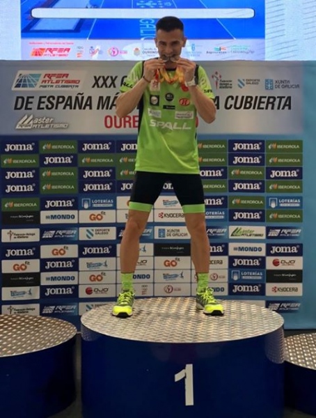 Jonathan Orozco, doble subcampeón del Campeonato de España master de pista cubierta.